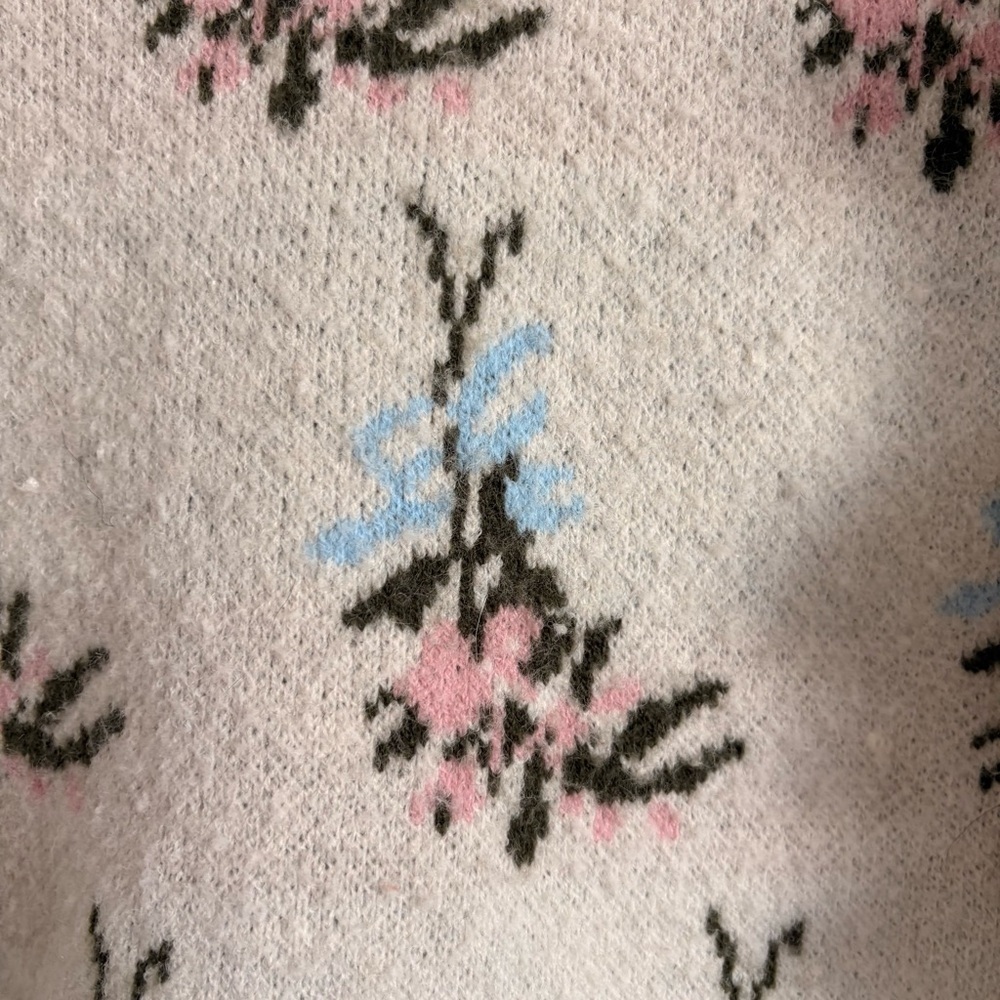 Cider- Floral Patterned Sweater with Ruffle Details- size Small - Picture 5 of 8